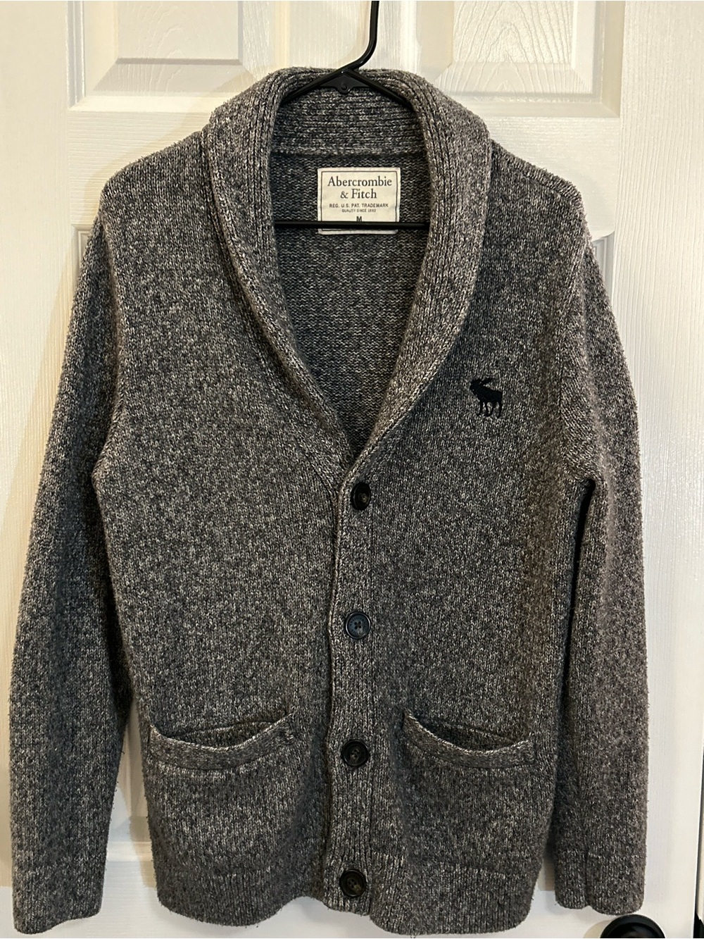Abercrombie & Fitch Gray Shawl Collar Button Cardigan Sweater Men’s M